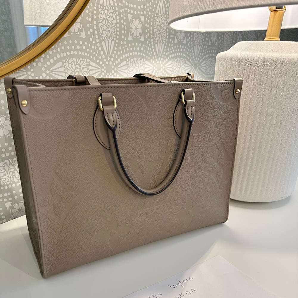 Louis Vuitton onthegomm